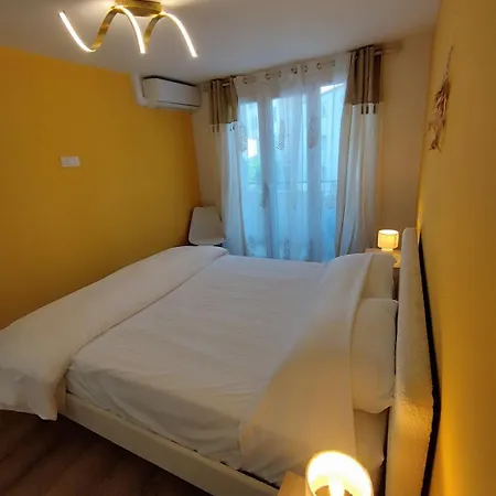 Fleurs De Provence - Proche Centre-ville Apartmán *